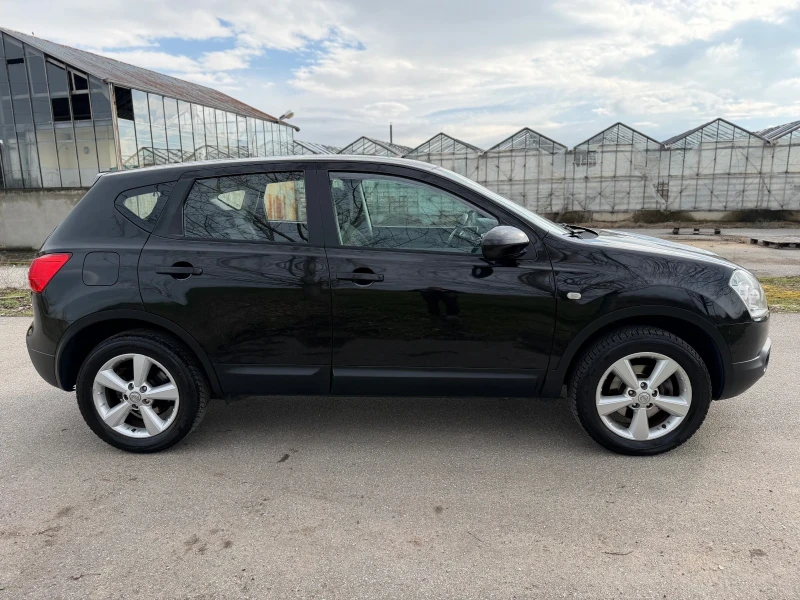 Nissan Qashqai 1.5DCI 6ск панорама, снимка 8 - Автомобили и джипове - 53382903