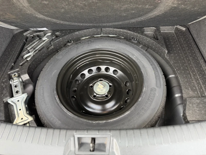 Nissan Qashqai 1.5DCI 6ск панорама, снимка 16 - Автомобили и джипове - 53382903