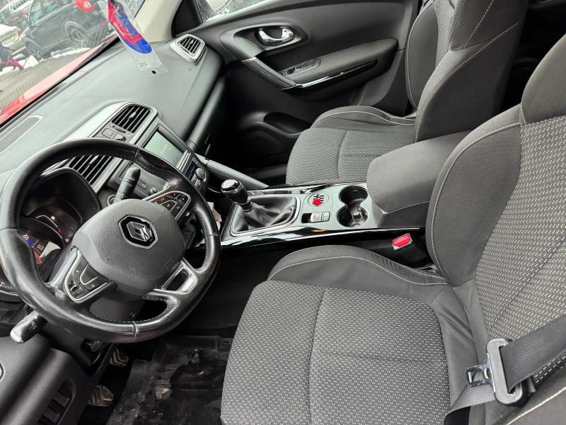Renault Kadjar 1.6 dCi 130 k.c/Navi/България/ реални км, снимка 9 - Автомобили и джипове - 53583750
