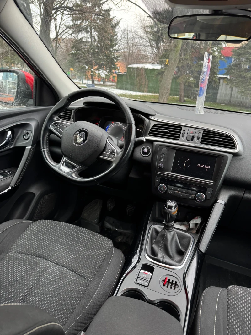Renault Kadjar 1.6 dCi 130 k.c/Navi/България/ реални км, снимка 10 - Автомобили и джипове - 53583750