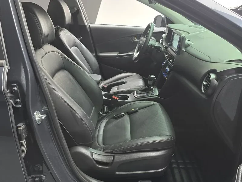 Hyundai Kona 1.6 Turbo 4Wd Modern Art, снимка 11 - Автомобили и джипове - 55616337