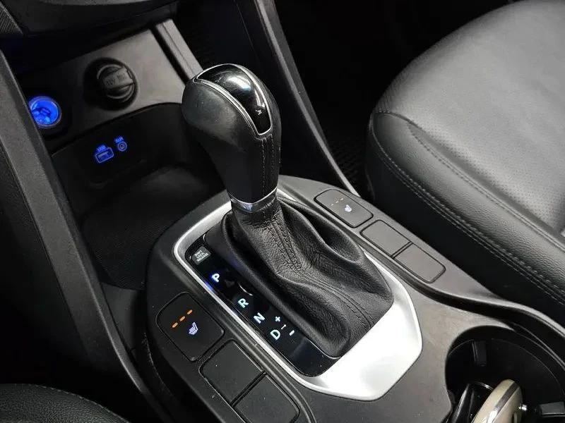 Hyundai Santa fe, снимка 9 - Автомобили и джипове - 56689204