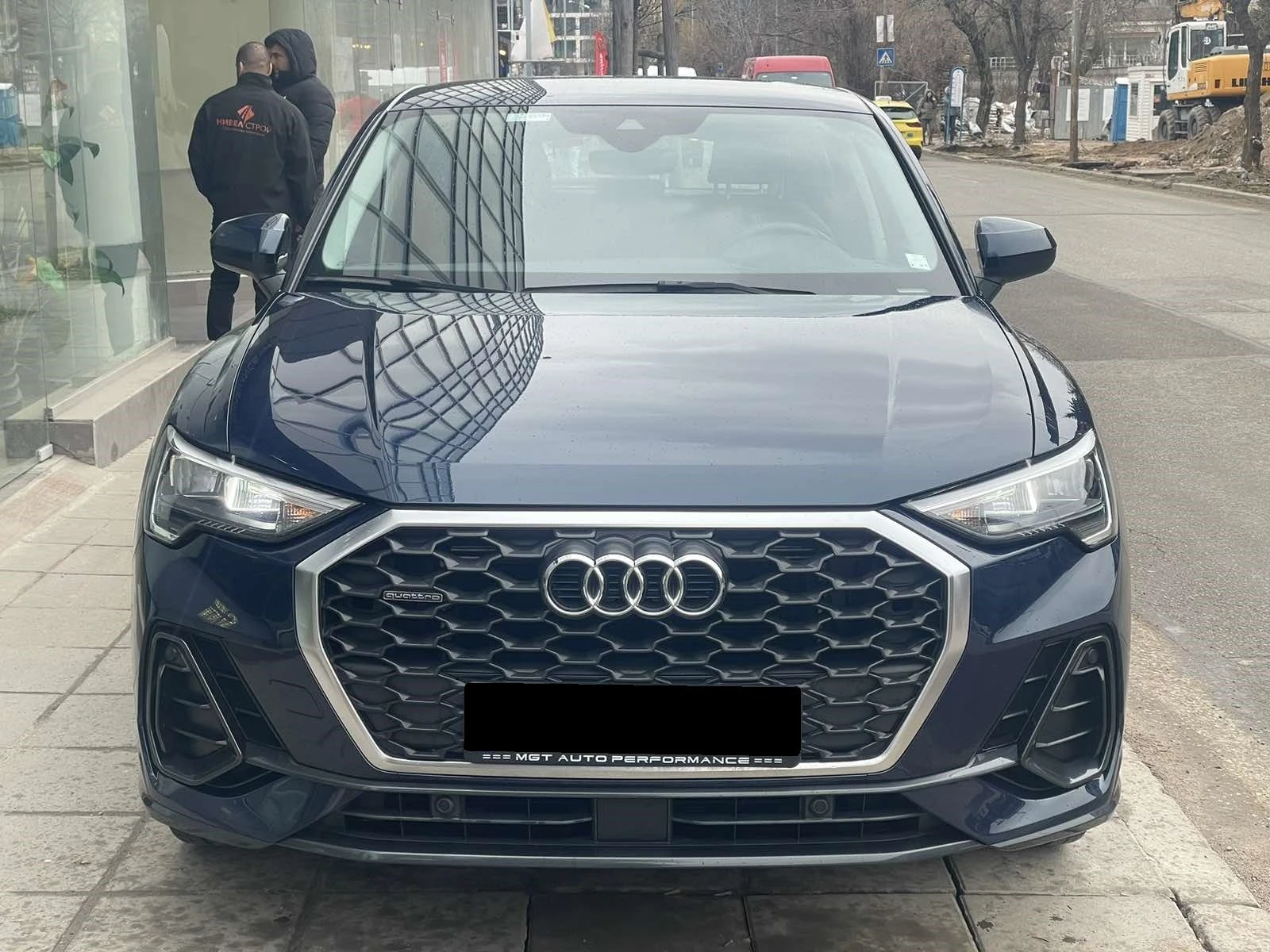 Audi Q3 45 TFSI Quattro =MGT Select 2= Distronic Гаранция - изображение 3