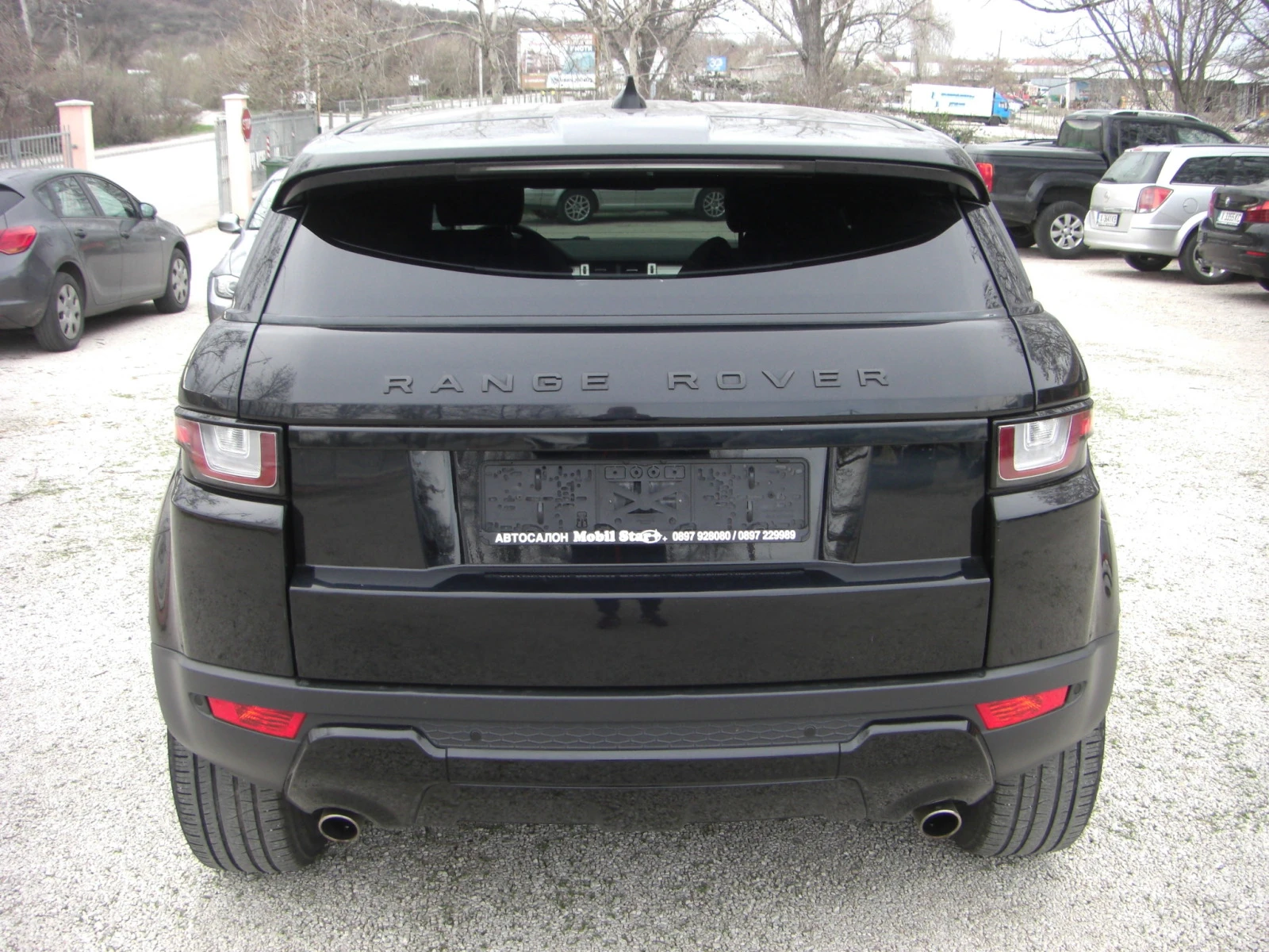 Land Rover Range Rover Evoque 2.0d Black Edition - изображение 4