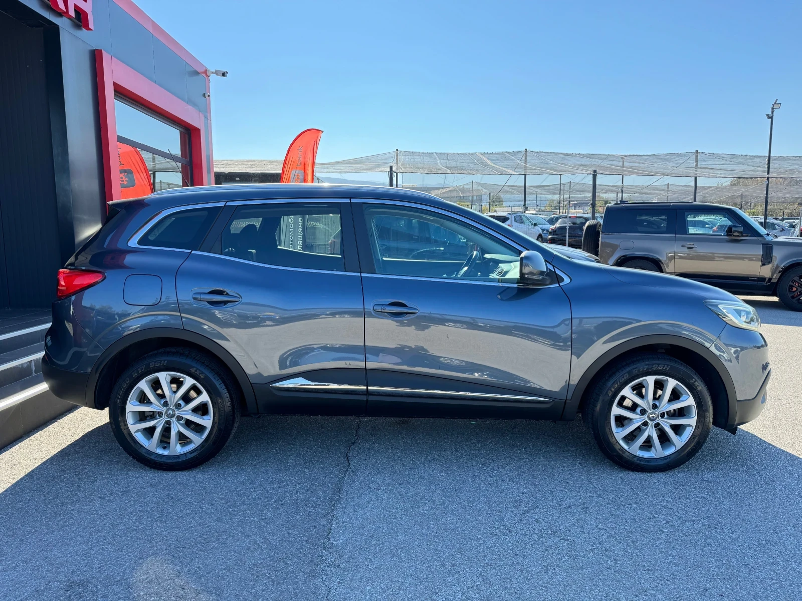 Renault Kadjar 1.2i-TURBO-KEYLESS-NAVI-LED - изображение 7