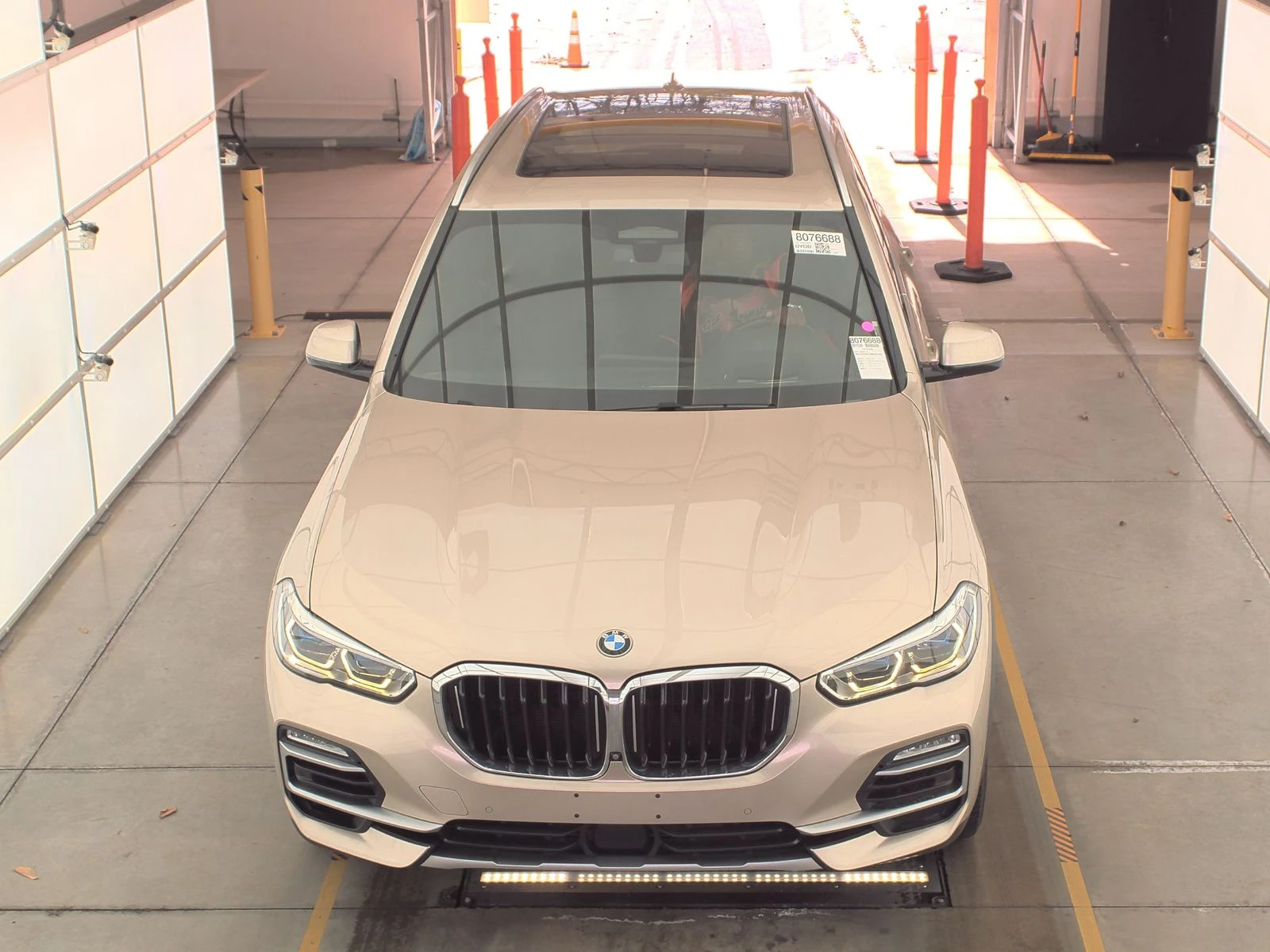 BMW X5 LazerLight* OFFRoad-pack* distronik* масаж* headup - изображение 2