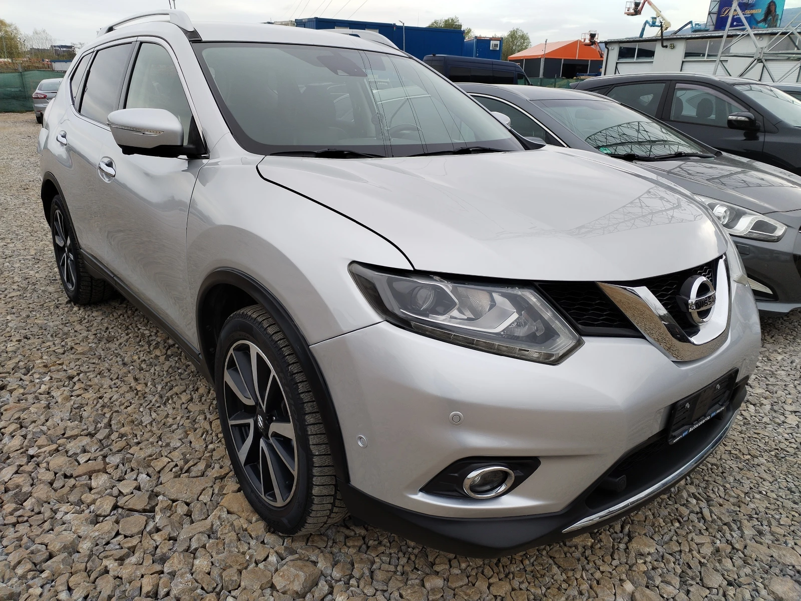 Nissan X-trail 1.6D 4x4 - изображение 2