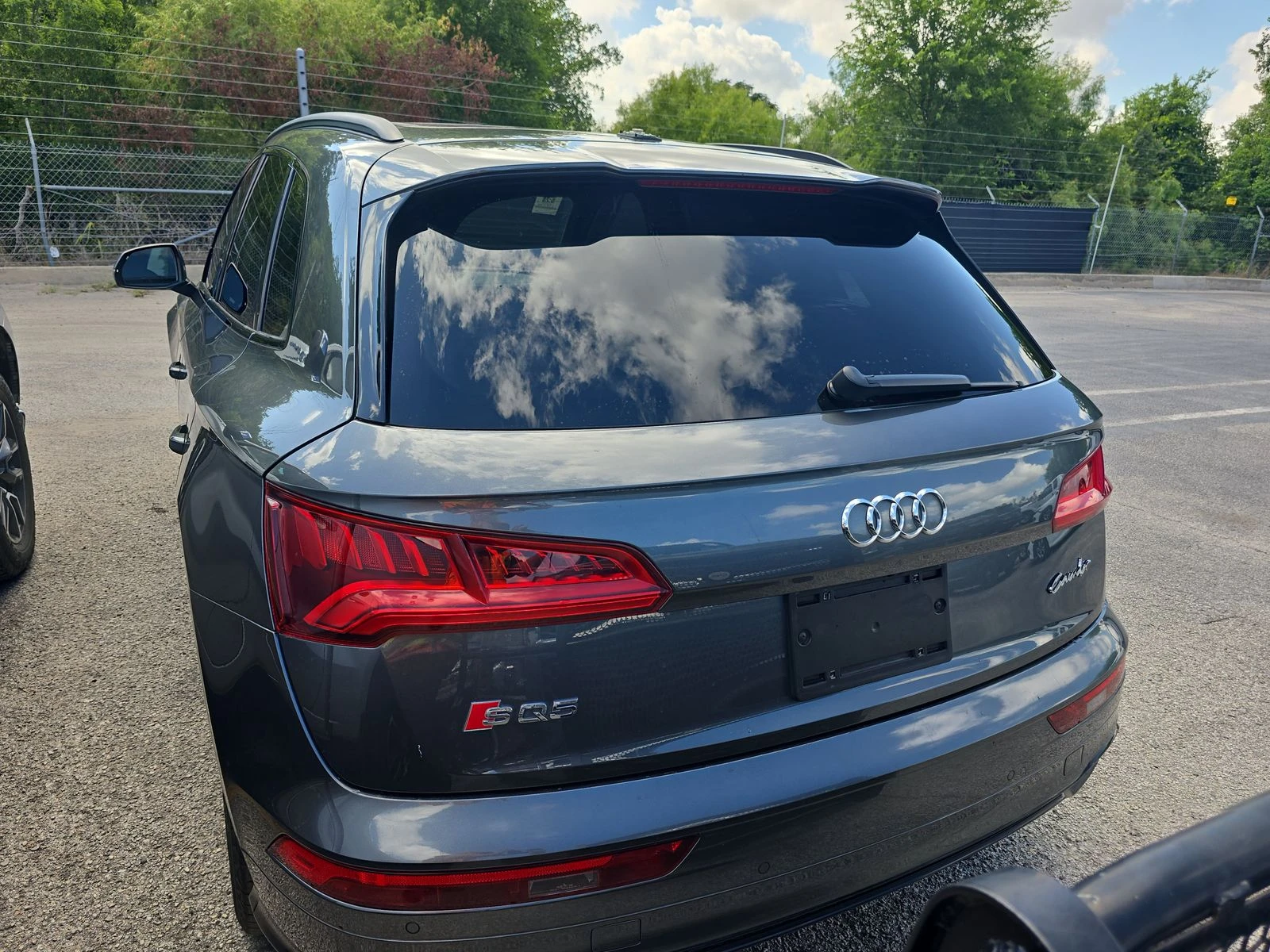 Audi SQ5 PREMIUM PLUS* BANG&OLUFSEN* DIGITAL* PANO* KEYLESS - изображение 5