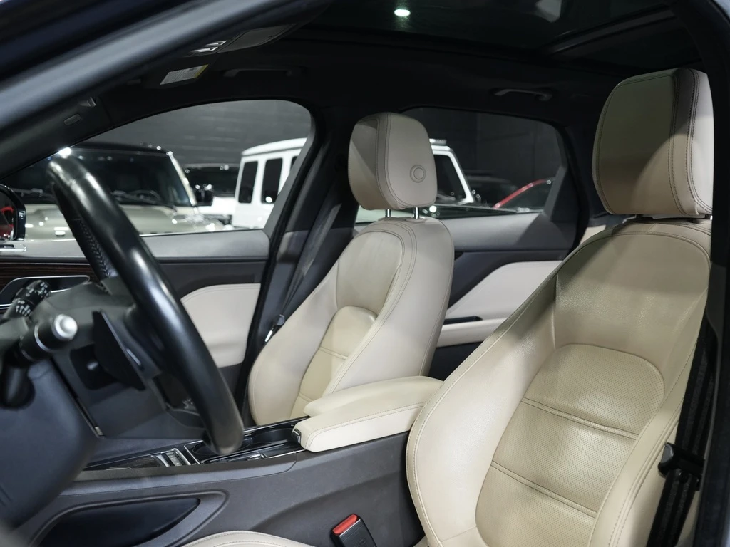 Jaguar F-PACE * CARFAX *    | Mobile.bg   8