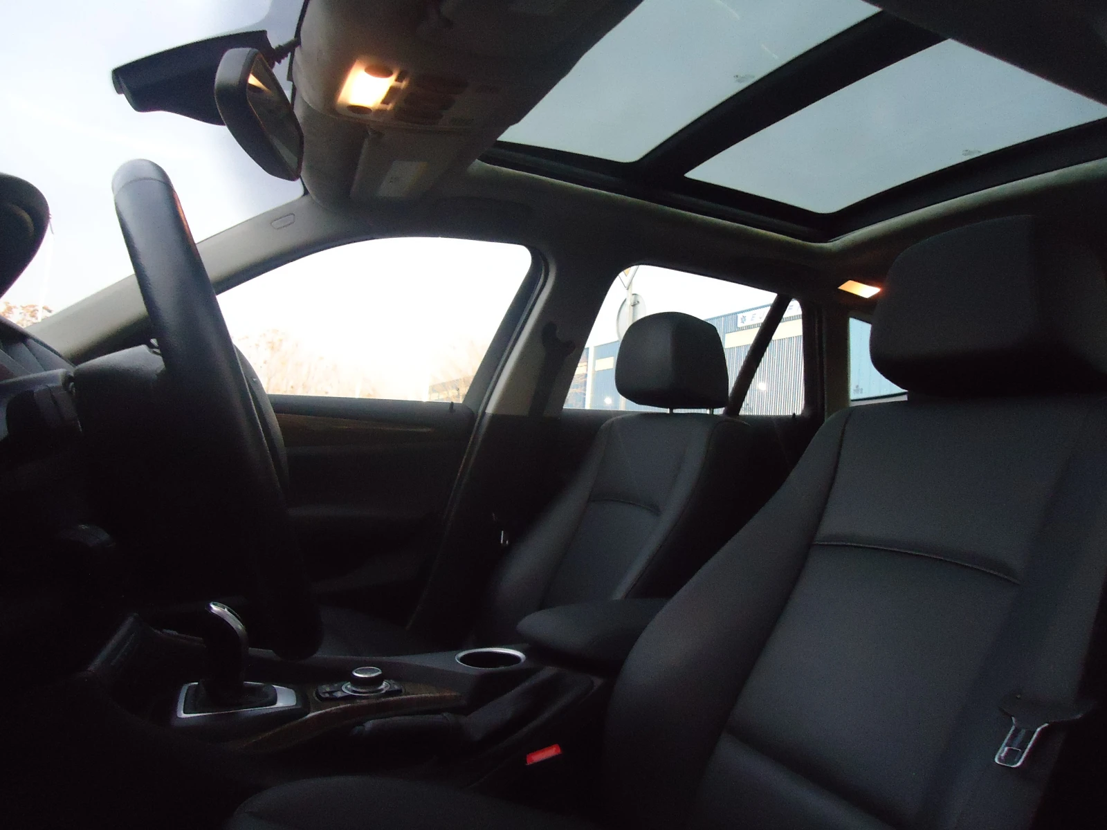 BMW X1 xDrive 28I - изображение 9