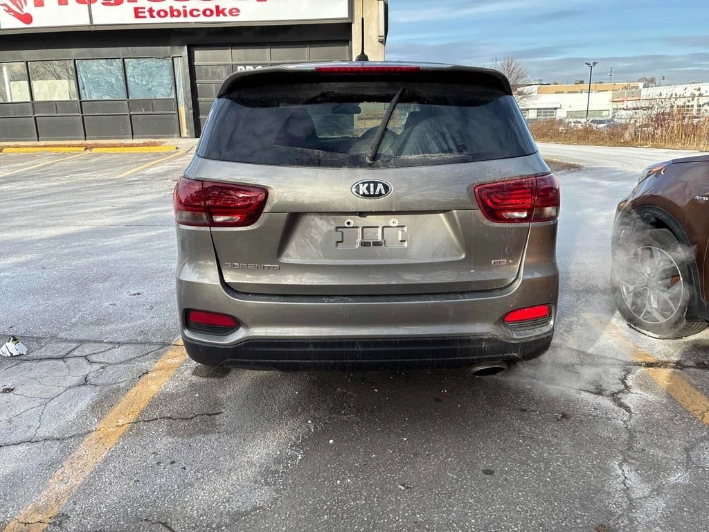 Kia Sorento * LX * CARFAX * БЕЗ ПЪРВОНАЧАЛНА ВНОСКА - изображение 4