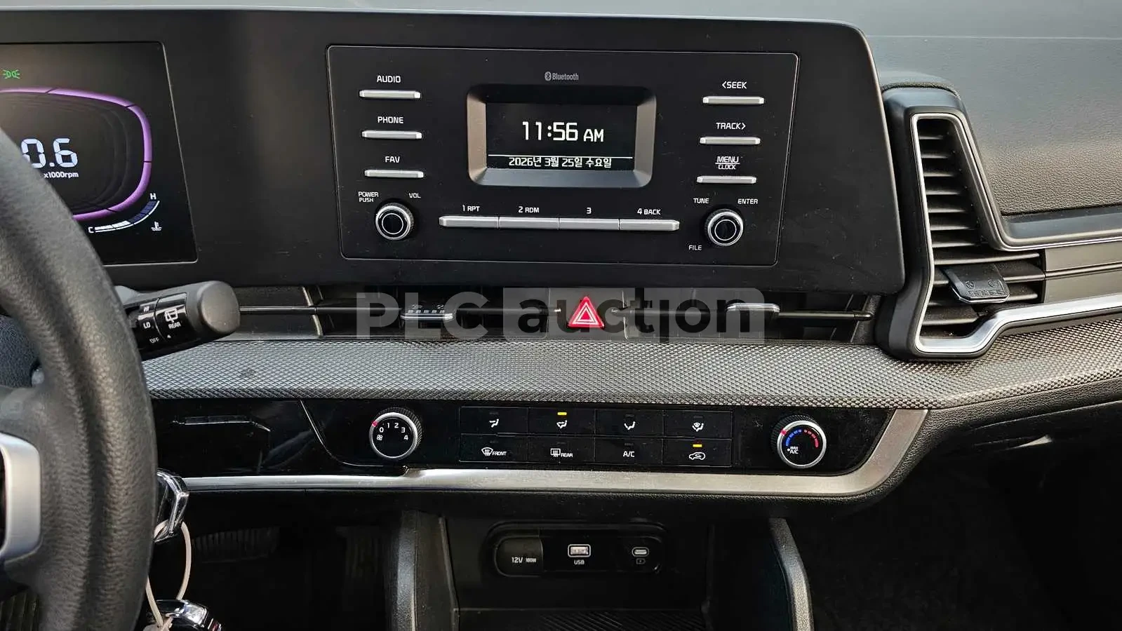 Kia Sportage, снимка 14 - Автомобили и джипове - 54102547