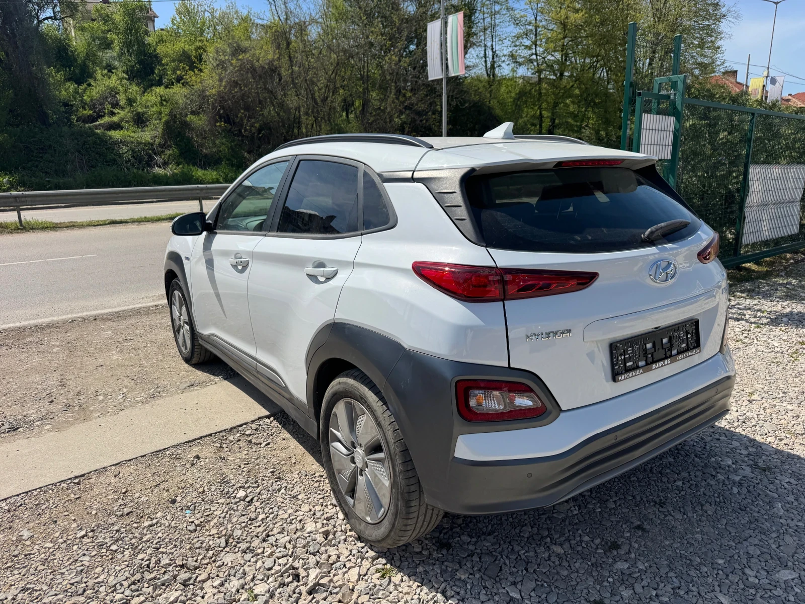Hyundai Kona 39.2 kwh, снимка 5 - Автомобили и джипове - 54345181