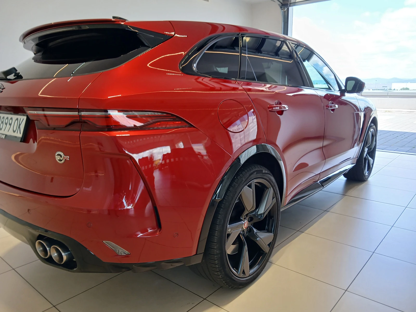 Jaguar F-PACE SVR, снимка 6 - Автомобили и джипове - 55437795