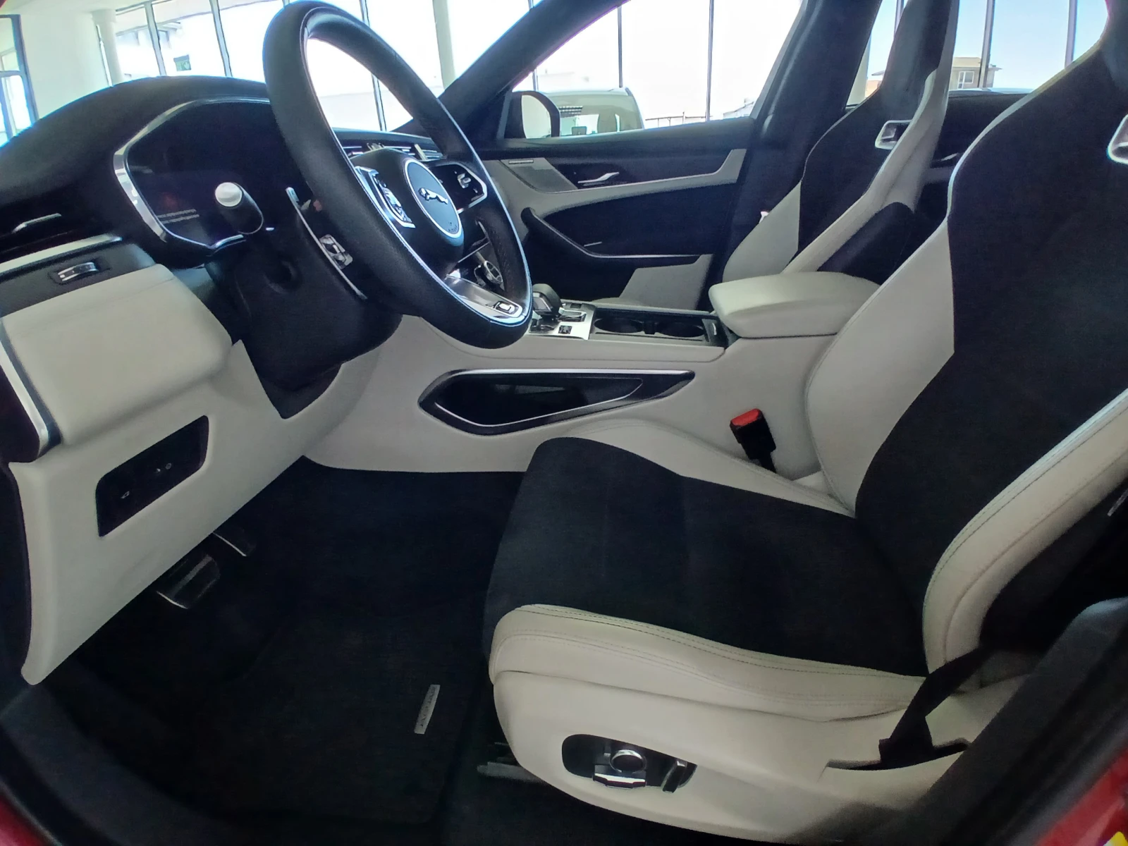 Jaguar F-PACE SVR | Mobile.bg � ����������� 8