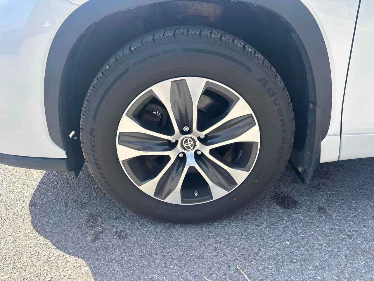 Toyota Highlander * AWD * CARFAX * ПОДГРЕВИ * ПАНО * KEYLESS * , снимка 7 - Автомобили и джипове - 55044973