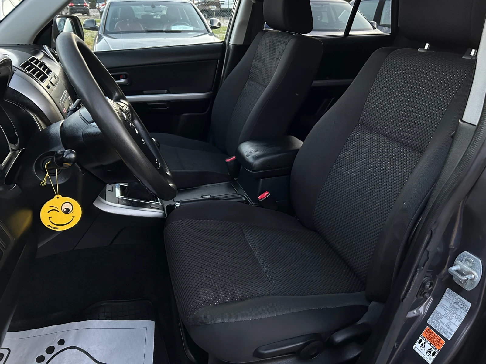 Suzuki Grand vitara 2.4i FaceLift 4x4 Keyless , снимка 6 - Автомобили и джипове - 55562320