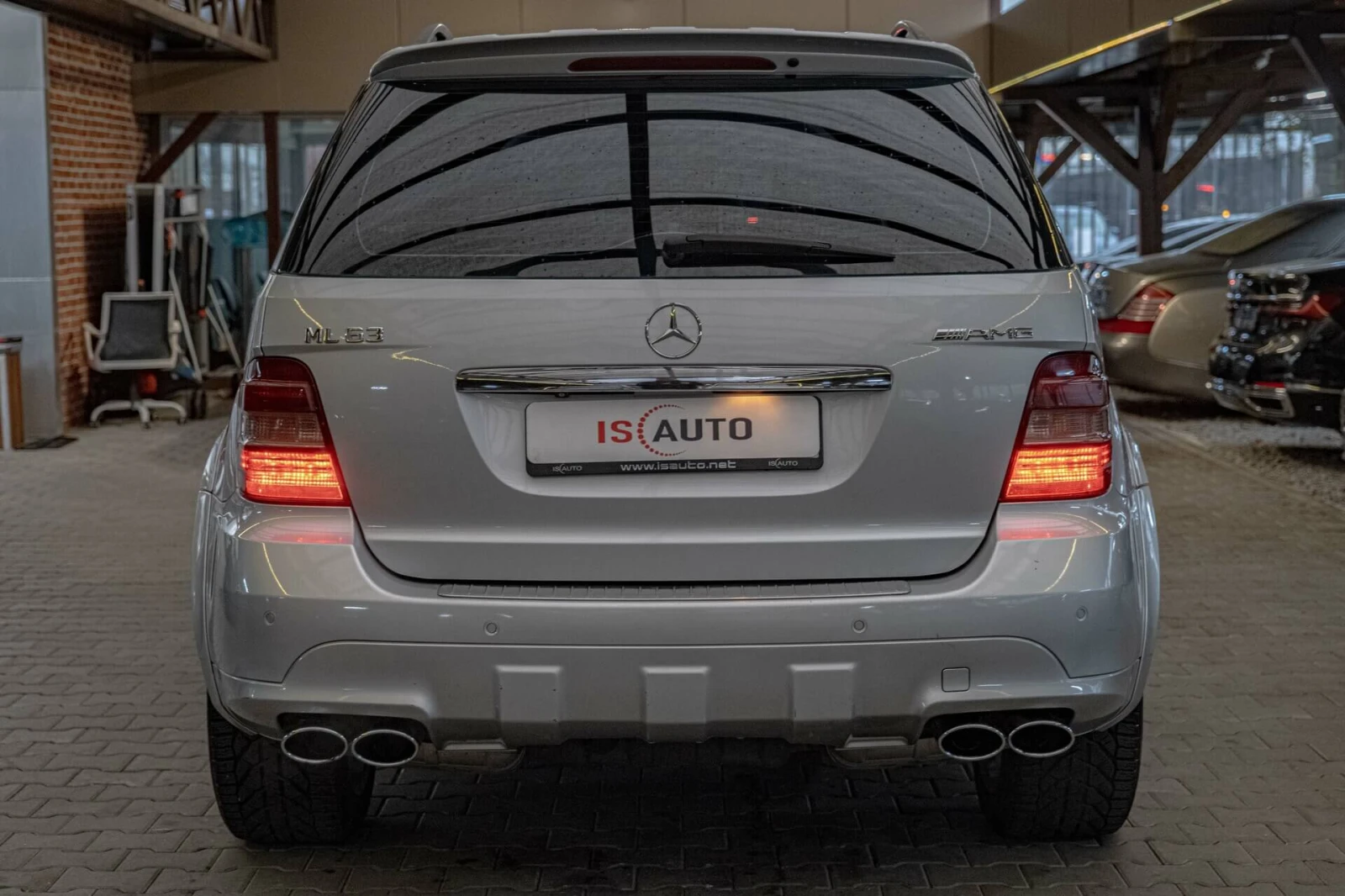 Mercedes-Benz ML 63 AMG 4Matic/Dynamic/Harman/Обдухване/Печка/RSE, снимка 4 - Автомобили и джипове - 55741267