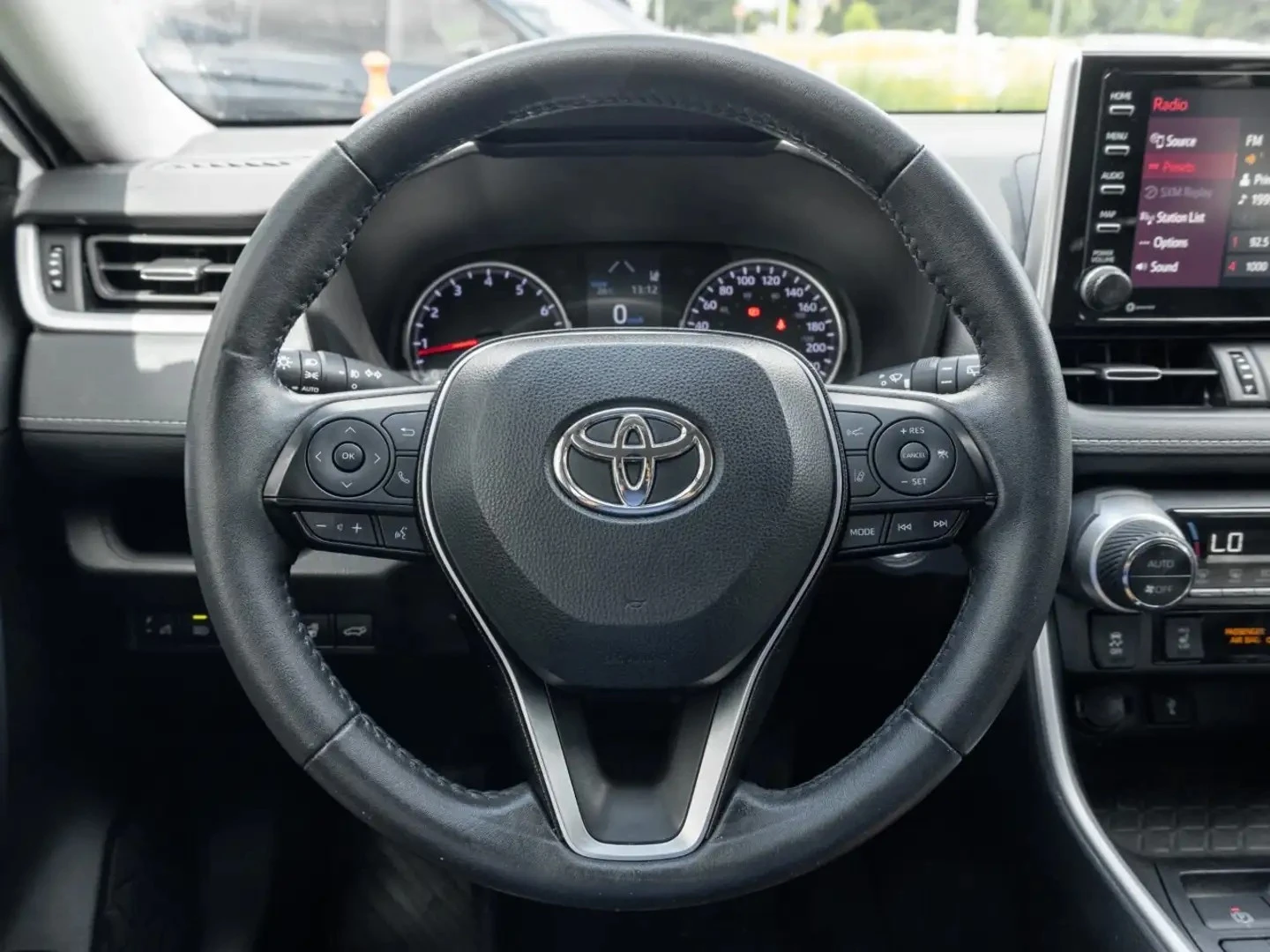 Toyota Rav4 XLE ЦЕНА ДО БЪЛГАРИЯ АВТОКРЕДИТ, снимка 8 - Автомобили и джипове - 55772284