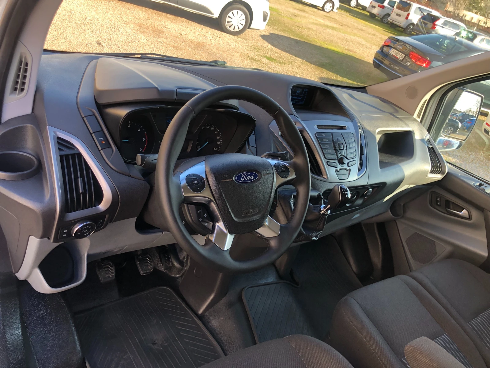 Ford Transit Custom MAXI-LONG/2.2-125к.с/6 ск-100% РЕАЛЕН-ШВЕЙЦАРИЯ - изображение 9