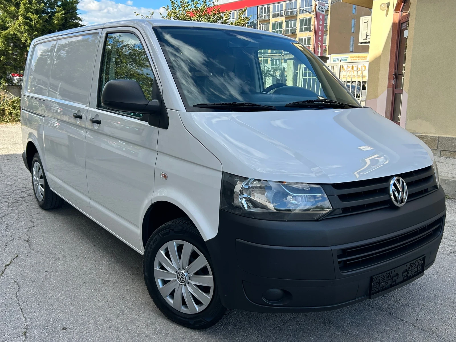 VW Transporter 2.0TDI КЛИМАТИК, снимка 3 - Бусове и автобуси - 56215424