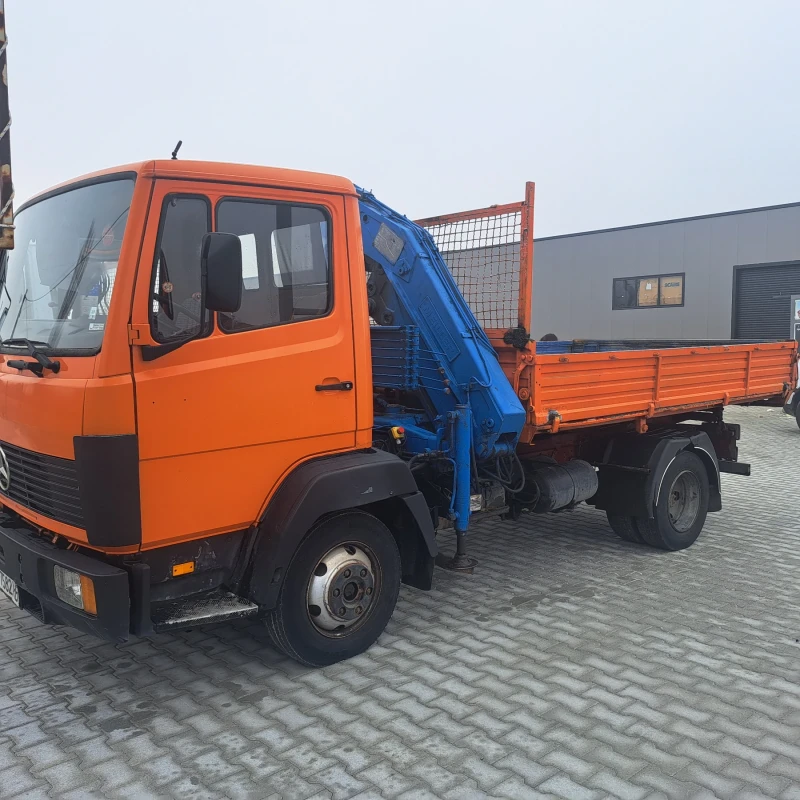 Mercedes-Benz 814 Самосвал кран , снимка 1 - Камиони - 48457832