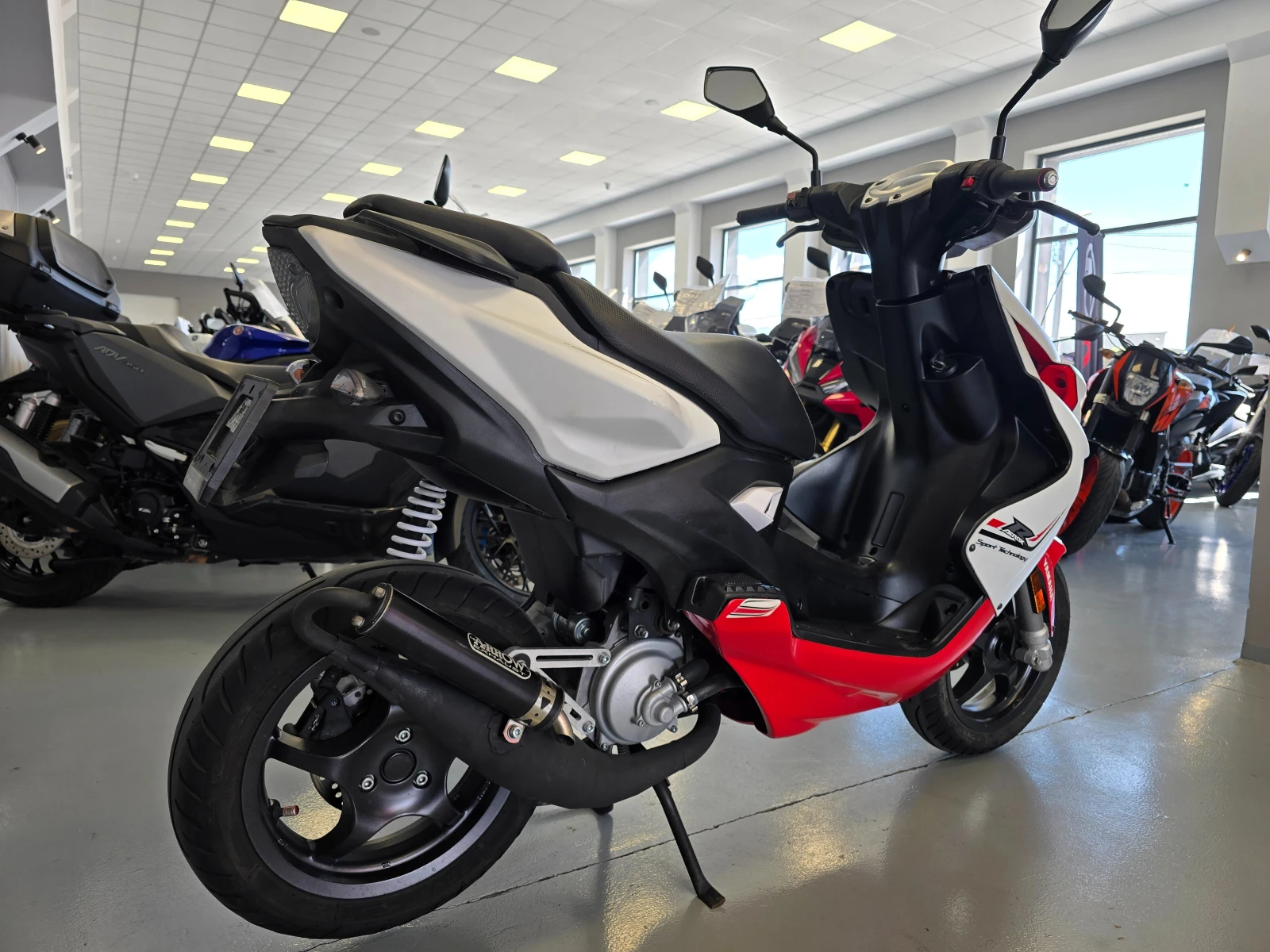 Yamaha Aerox 50сс, 2т, ARROW, 2015г., снимка 4 - Мотоциклети и мототехника - 54515664