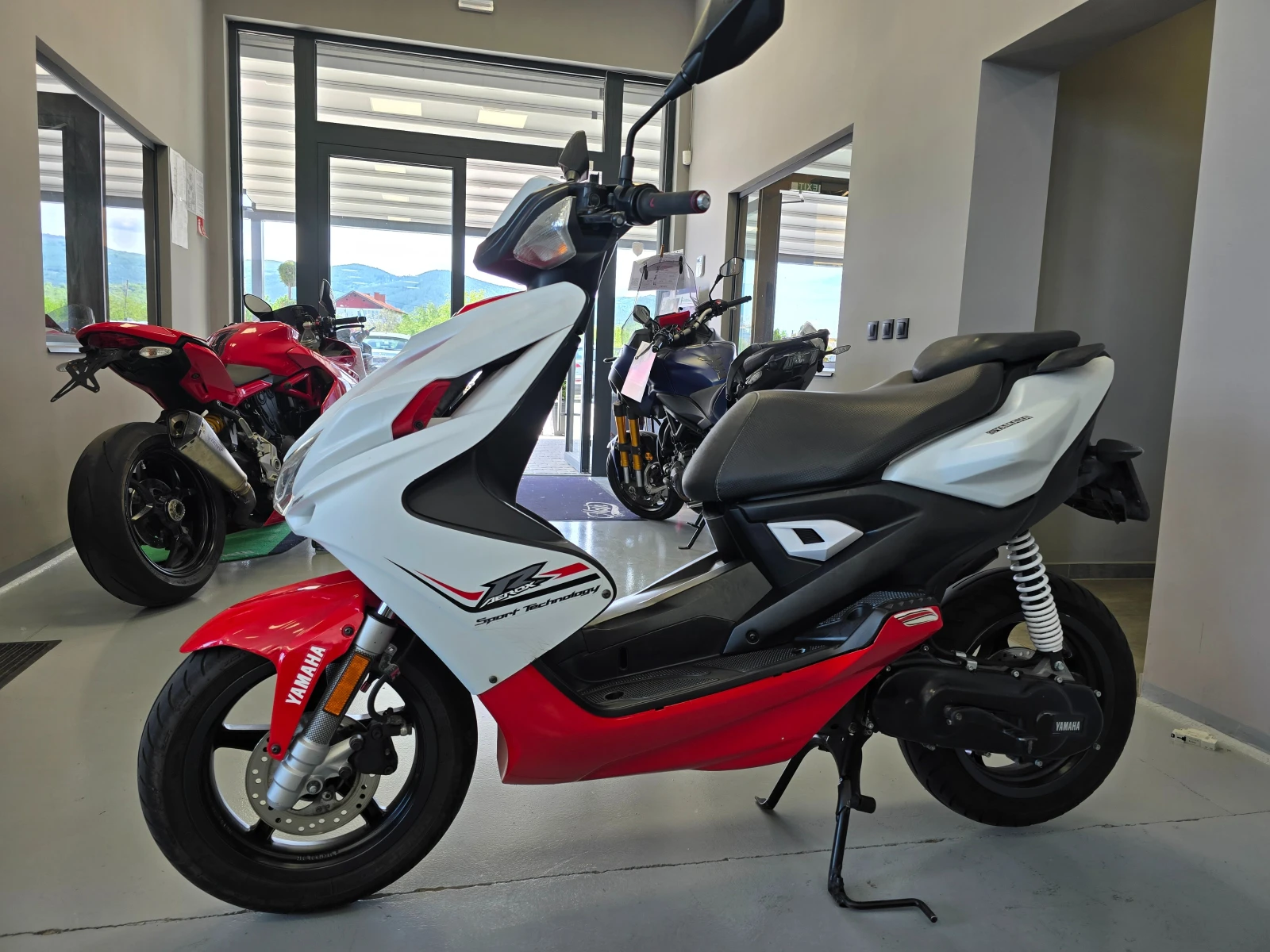 Yamaha Aerox 50сс, 2т, ARROW, 2015г., снимка 6 - Мотоциклети и мототехника - 54515664