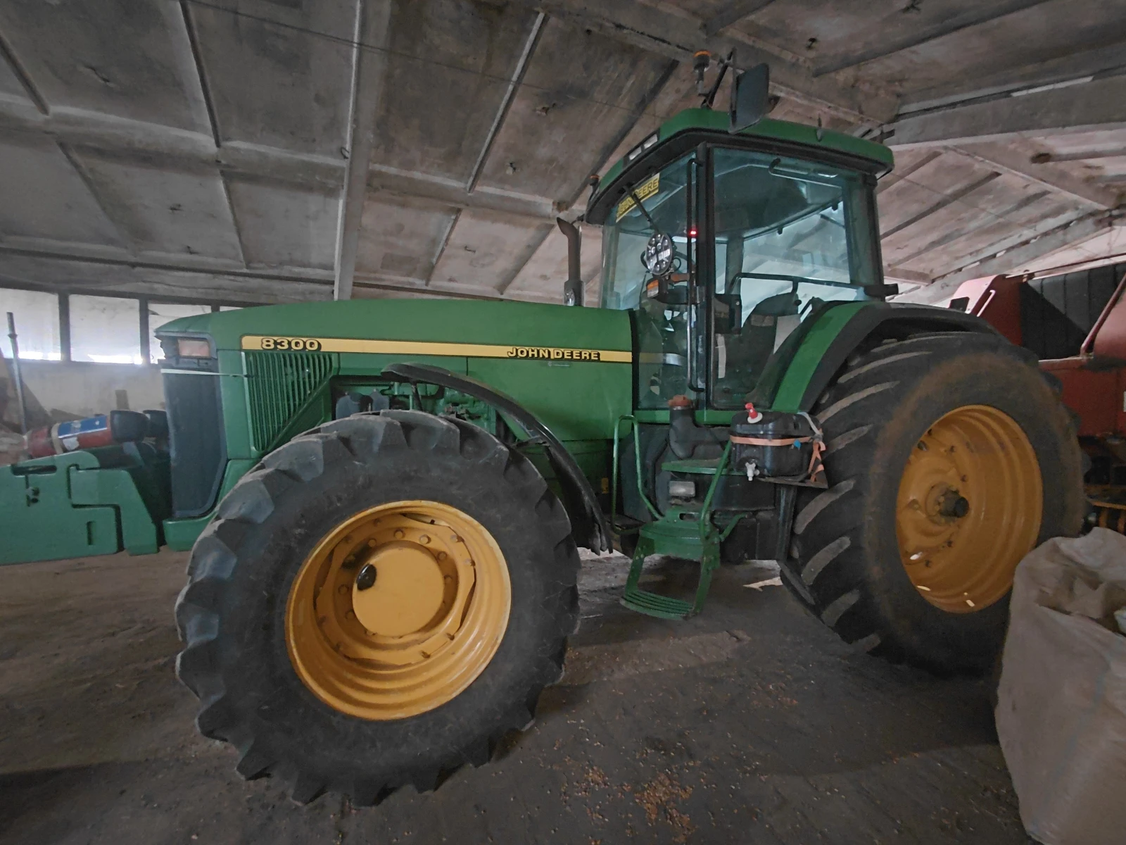 Трактор John Deere 8100, 8300, снимка 2 - Селскостопанска техника - 55451124