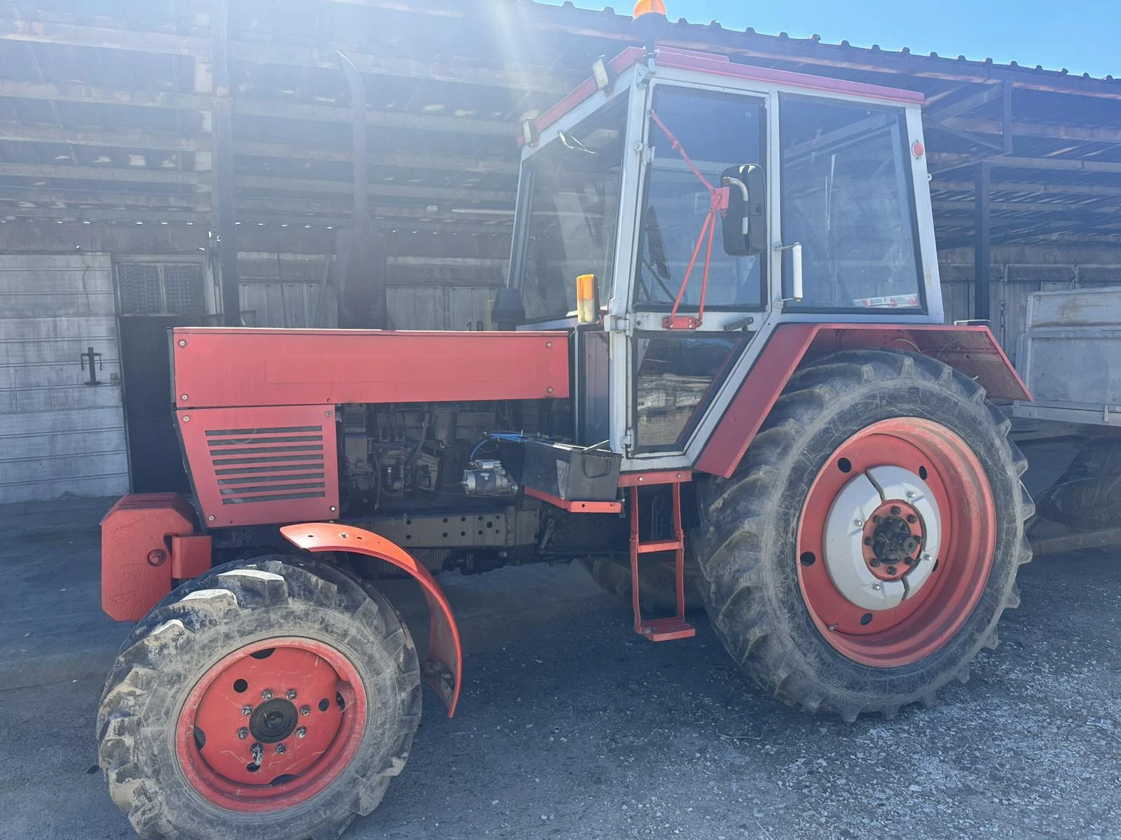 Трактор Болгар ТК82, снимка 3 - Селскостопанска техника - 55823113