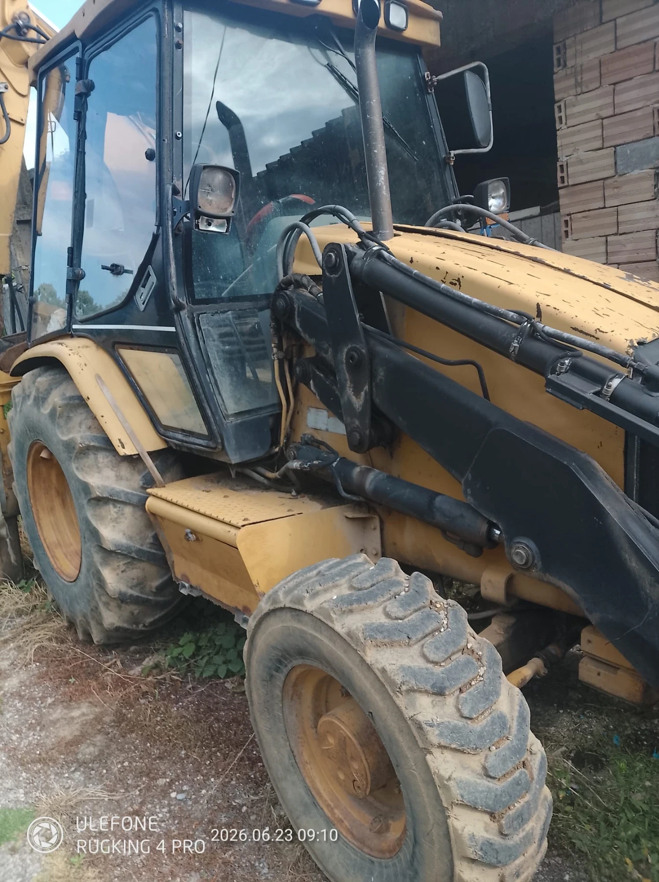 Багер Caterpillar 428c, снимка 4 - Индустриална техника - 55078745