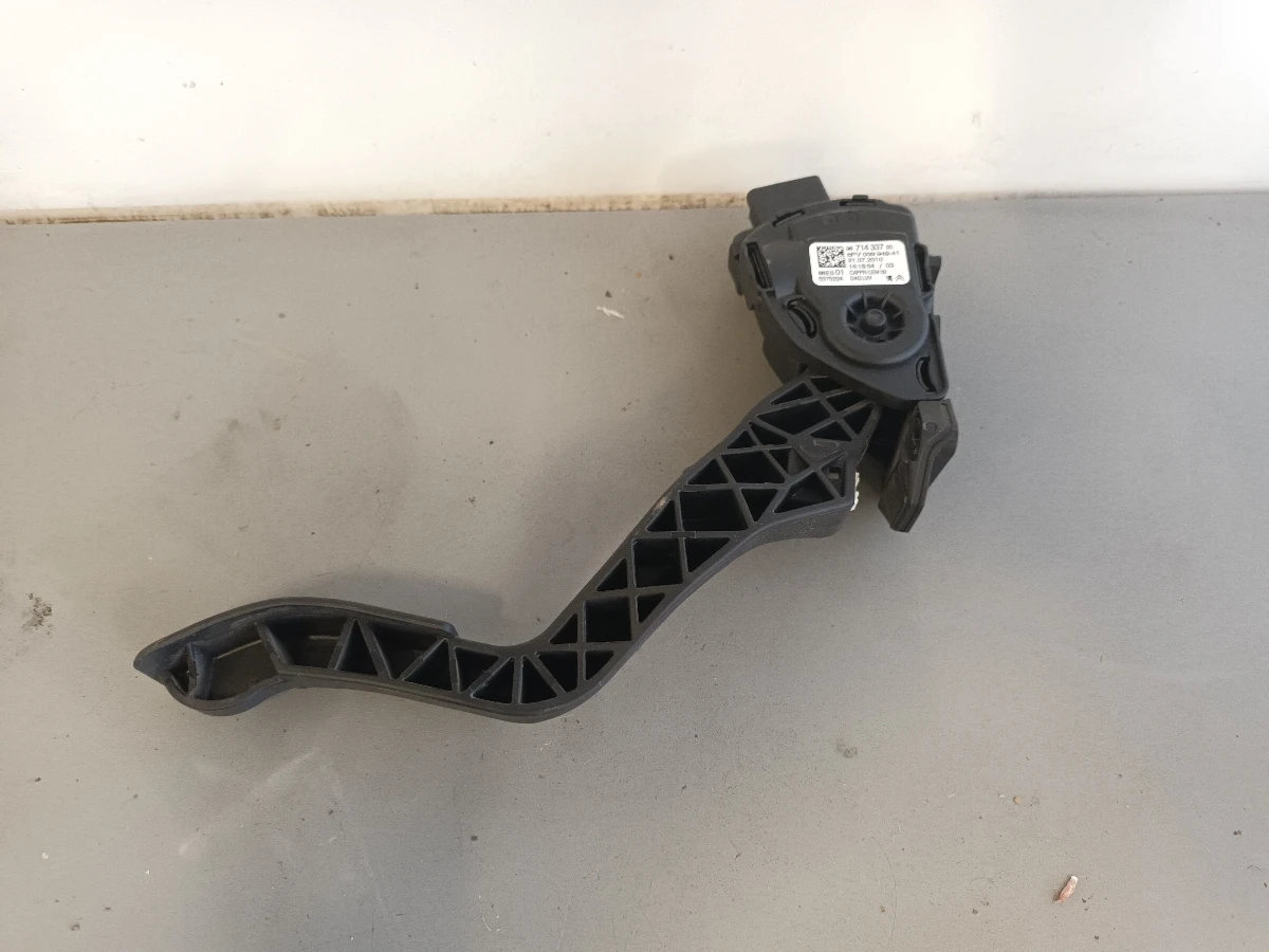     3 1.4  | Mobile.bg   1