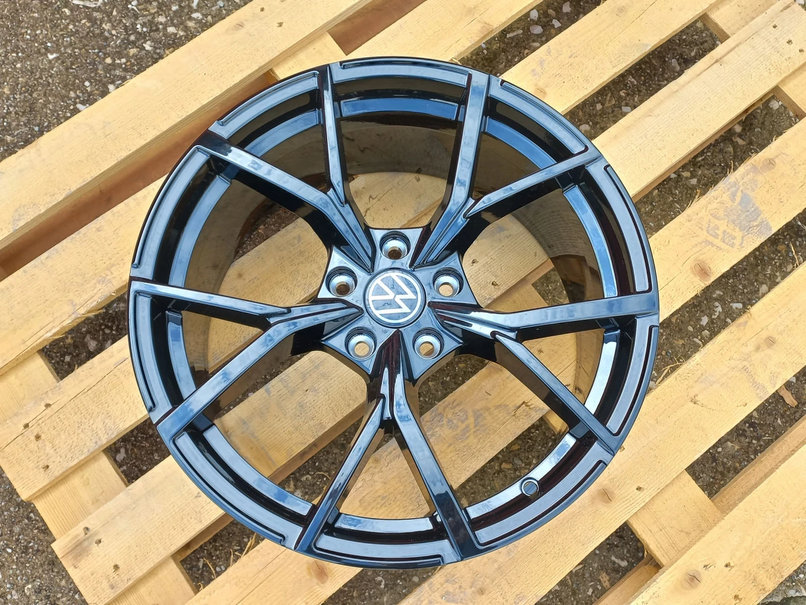 ������ �� VW | Mobile.bg � ����������� 12