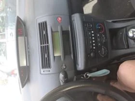 Citroen C4 1.4i 16V, Клима, снимка 4