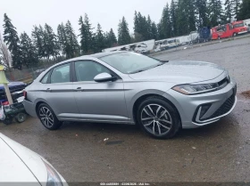 VW Jetta 1.5L I-4 DI, DOHC, VVT, TURBO, 158HP Front Wheel, снимка 13