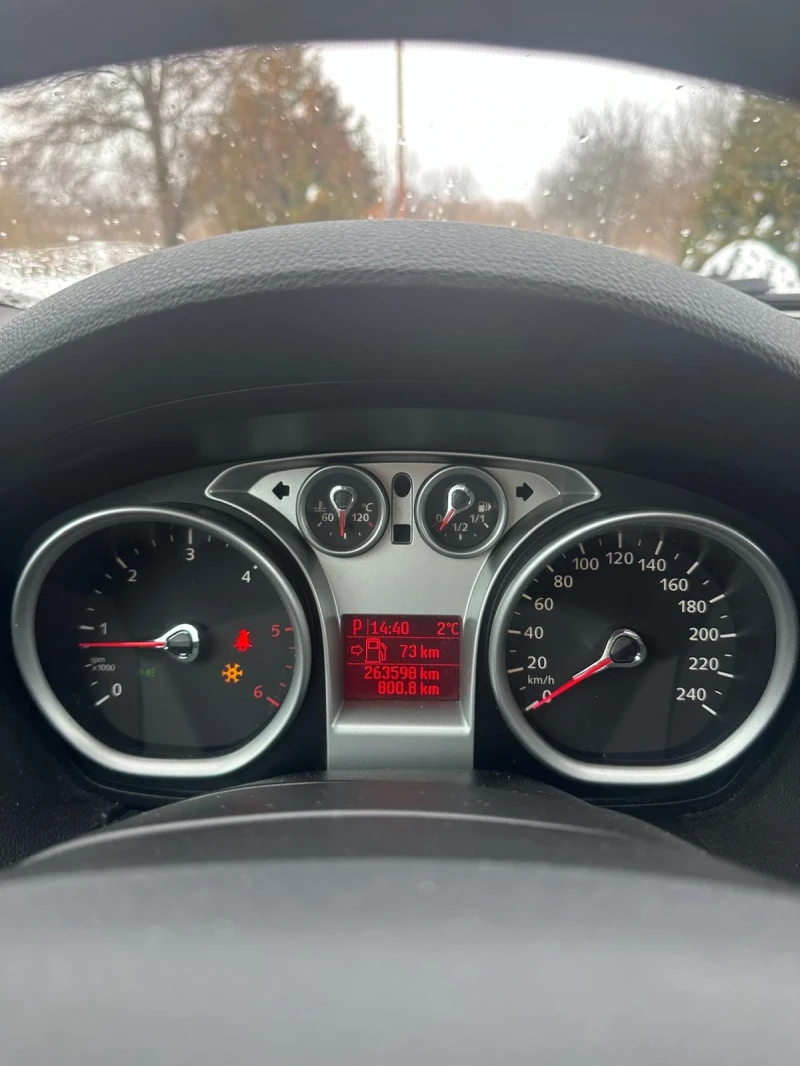 Ford Kuga 2.0, снимка 14 - Автомобили и джипове - 48471765