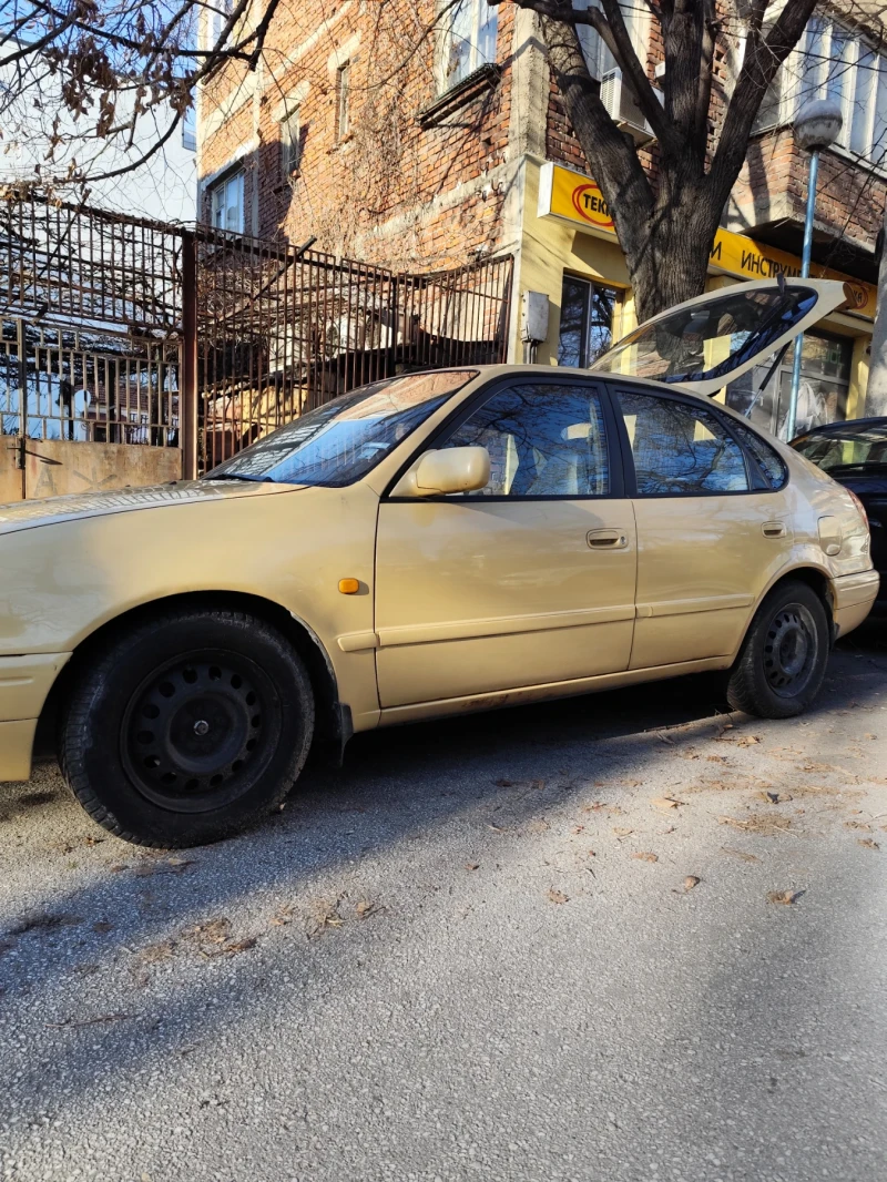 Toyota Corolla, снимка 2 - Автомобили и джипове - 48545444