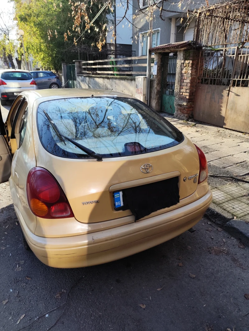 Toyota Corolla, снимка 13 - Автомобили и джипове - 48545444