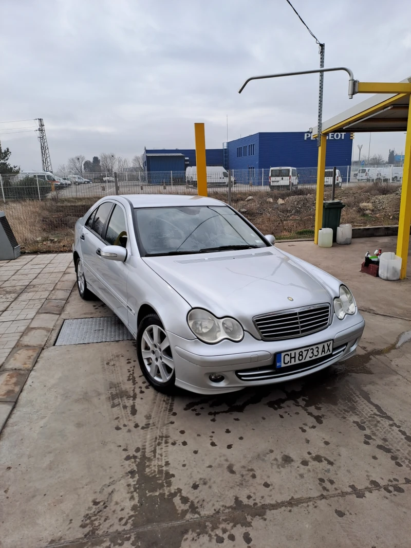 Mercedes-Benz C 180, снимка 1 - Автомобили и джипове - 48906483