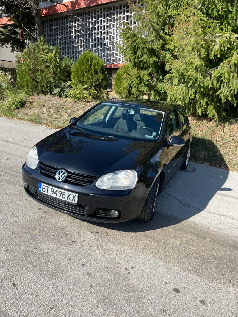 VW Golf, снимка 1 - Автомобили и джипове - 48963235