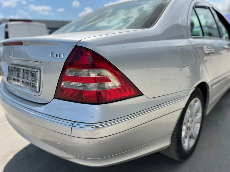 Mercedes-Benz C 220 646, снимка 8 - Автомобили и джипове - 50065002