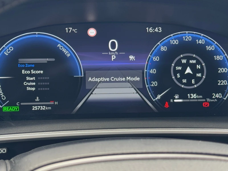 Toyota Corolla Cross, снимка 8 - Автомобили и джипове - 52471243