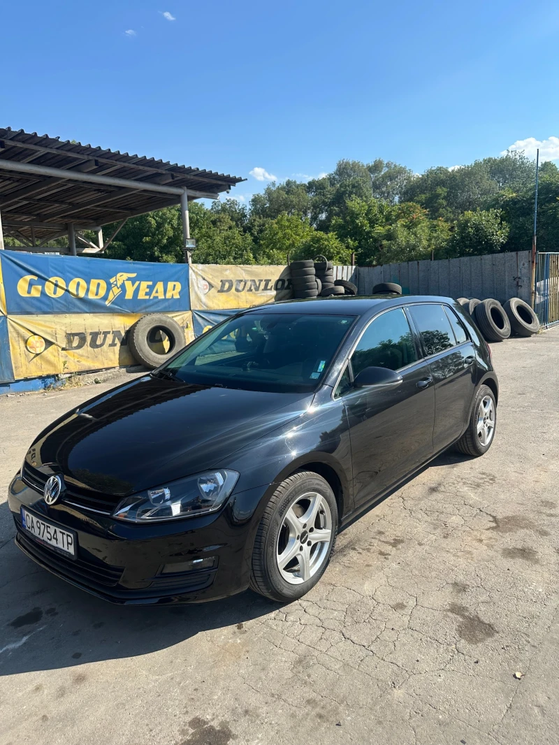 VW Golf, снимка 4 - Автомобили и джипове - 51011348