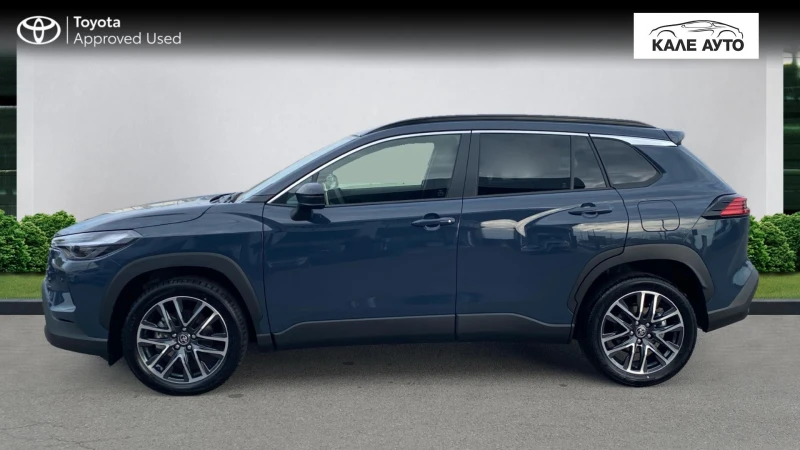 Toyota Corolla Cross 2.0 HEV Executive Plus, снимка 4 - Автомобили и джипове - 52295780