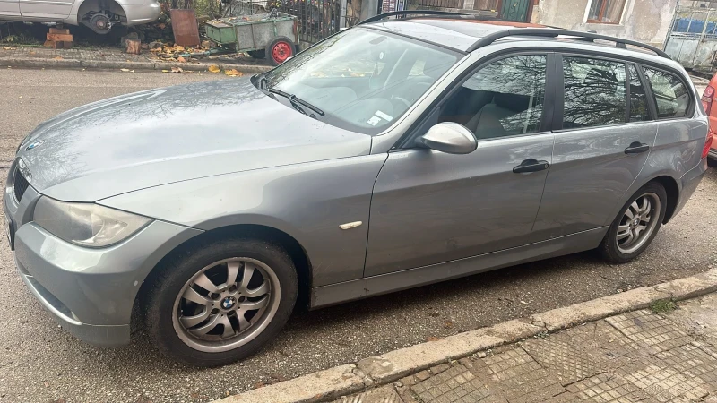 BMW 320 Нави автомат, снимка 3 - Автомобили и джипове - 52377063