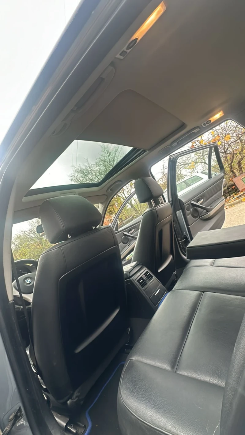 BMW 320 Нави автомат, снимка 9 - Автомобили и джипове - 52377063