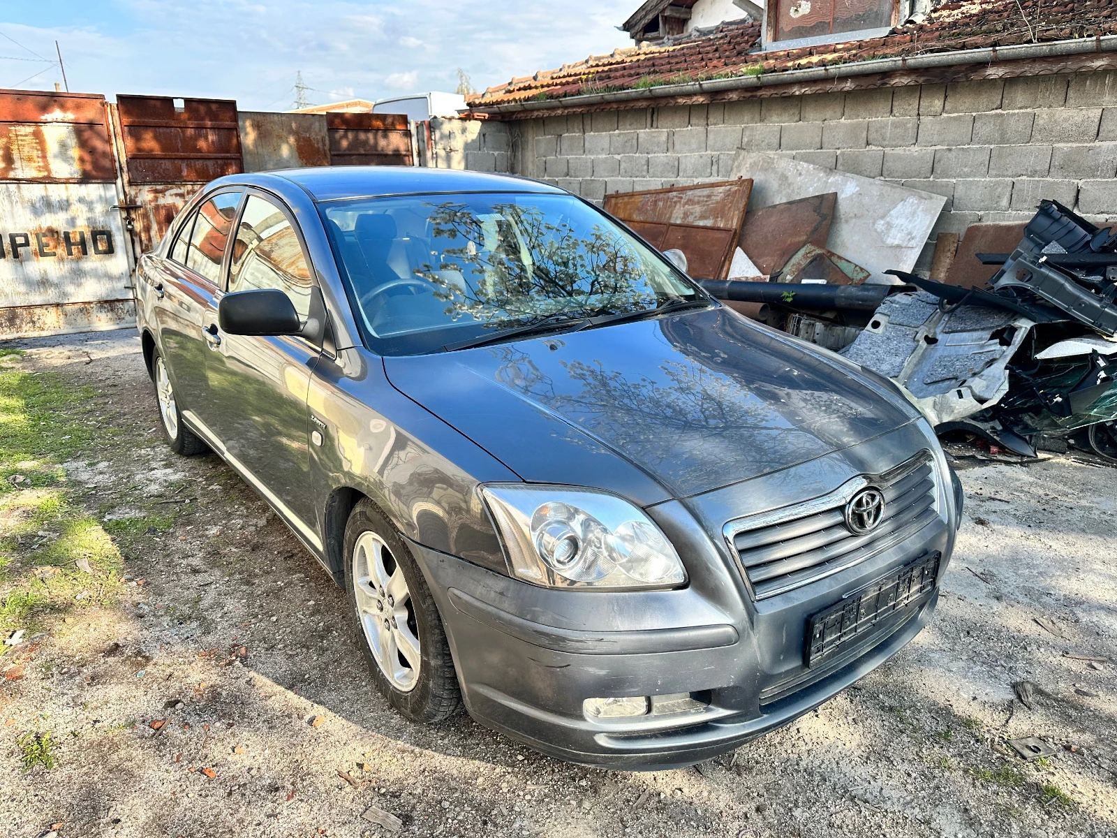 Toyota Avensis На Части Avensis 2.0 Vvt-i 147к.с Ръчка  - [1] 