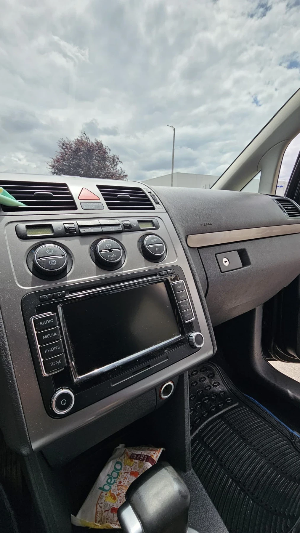 VW Touran 2.0TDI - изображение 7
