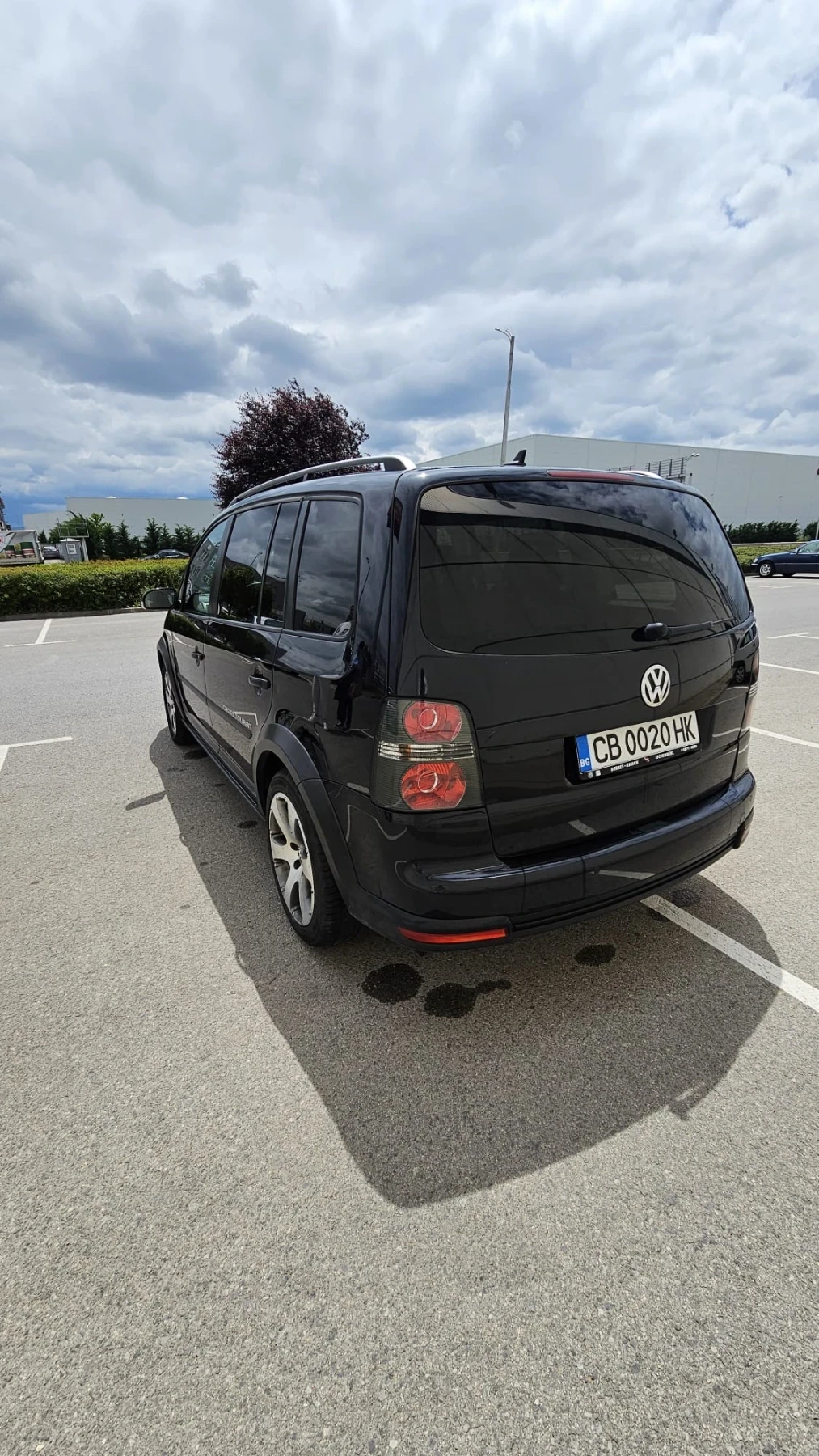 VW Touran 2.0TDI - изображение 2
