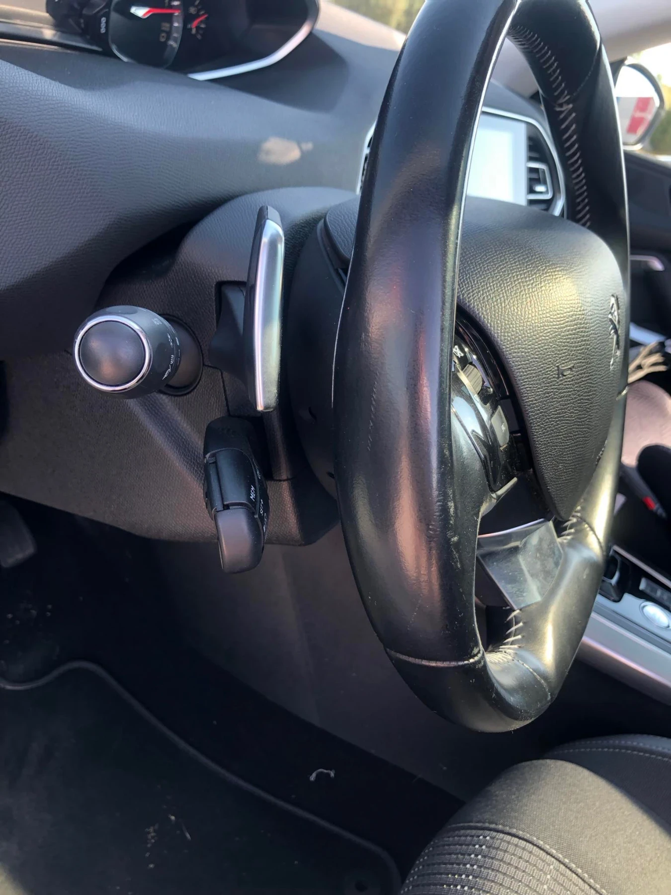 Peugeot 308 SW - изображение 10